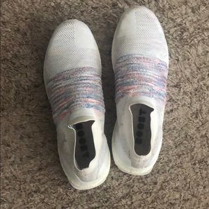 Adidas Boost Laceless